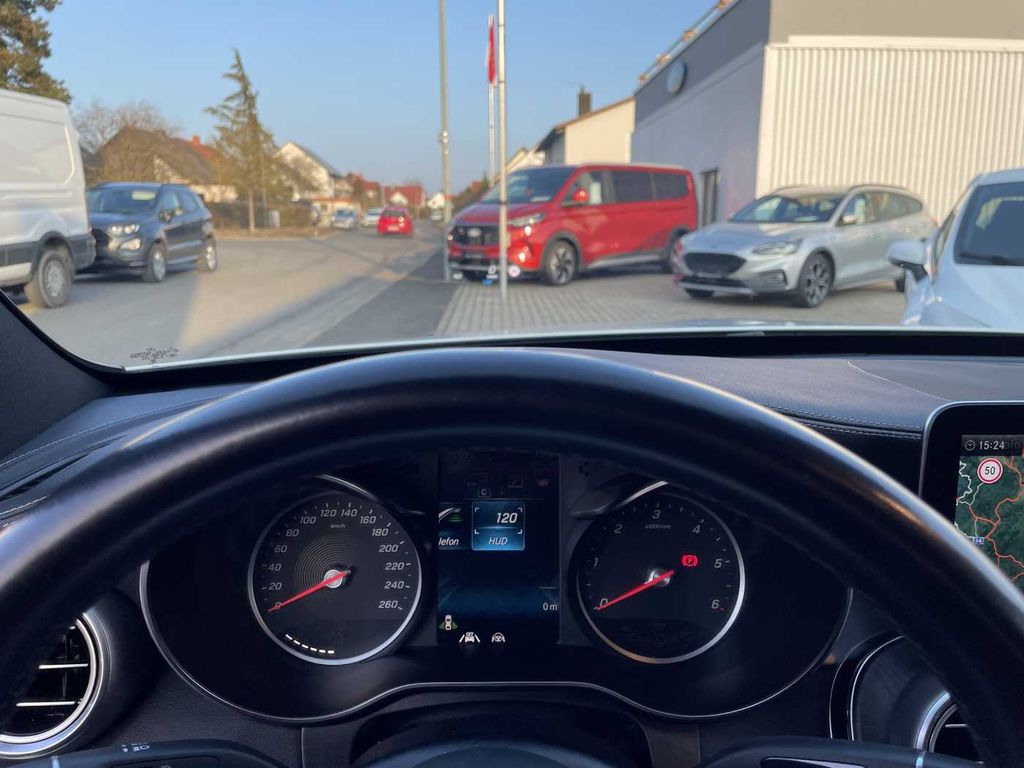 Mercedes-Benz C 300 2020