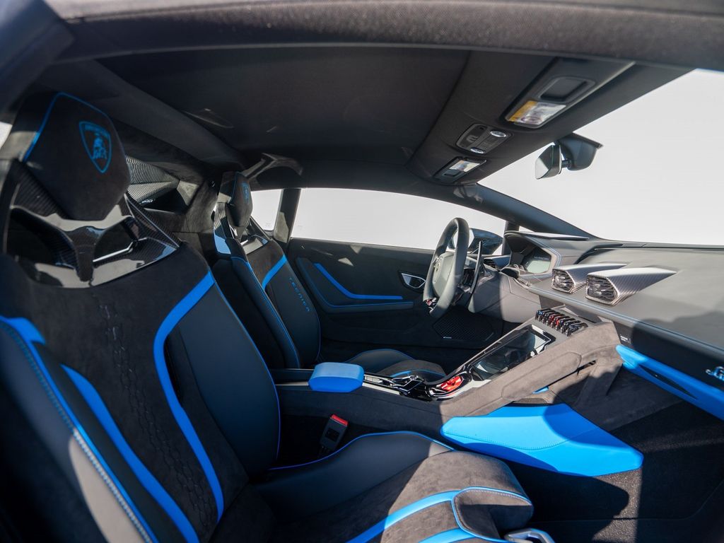 Lamborghini Huracán 2025