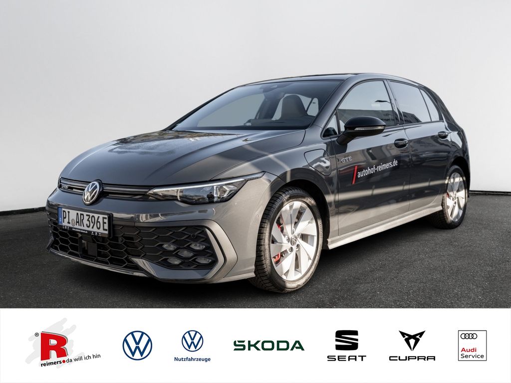 Volkswagen Golf 2025