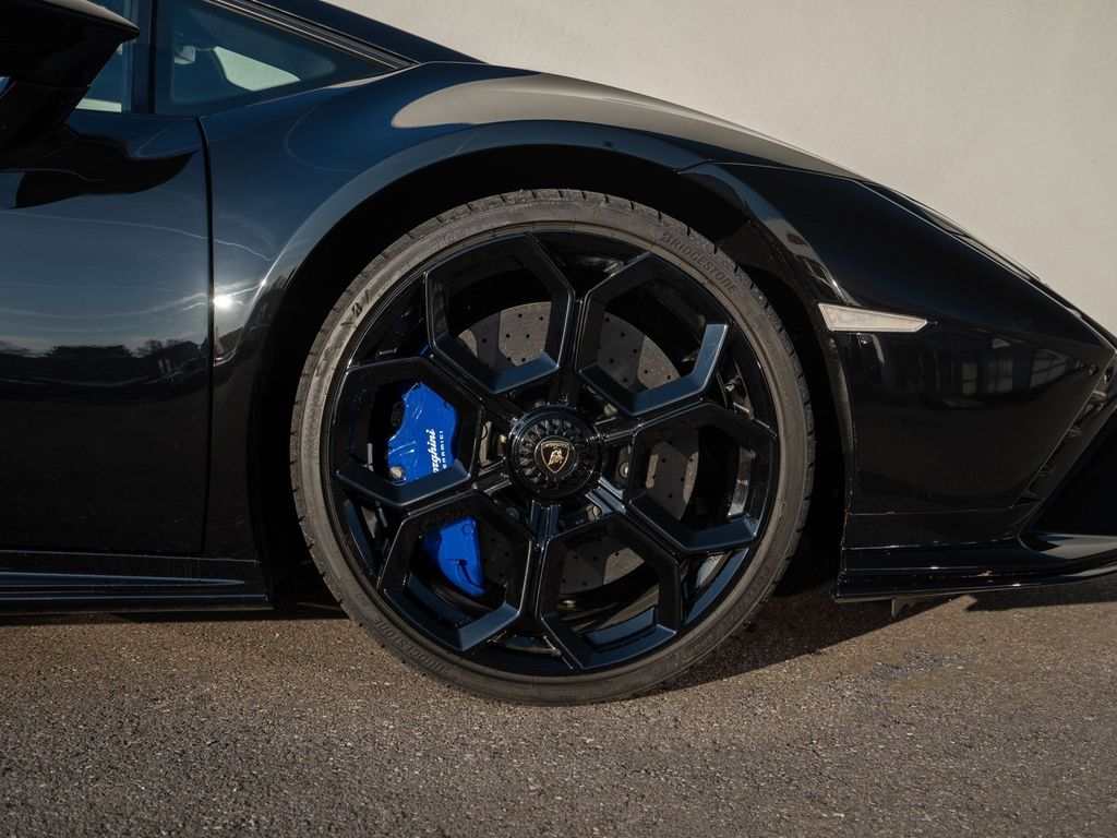 Lamborghini Huracán 2025