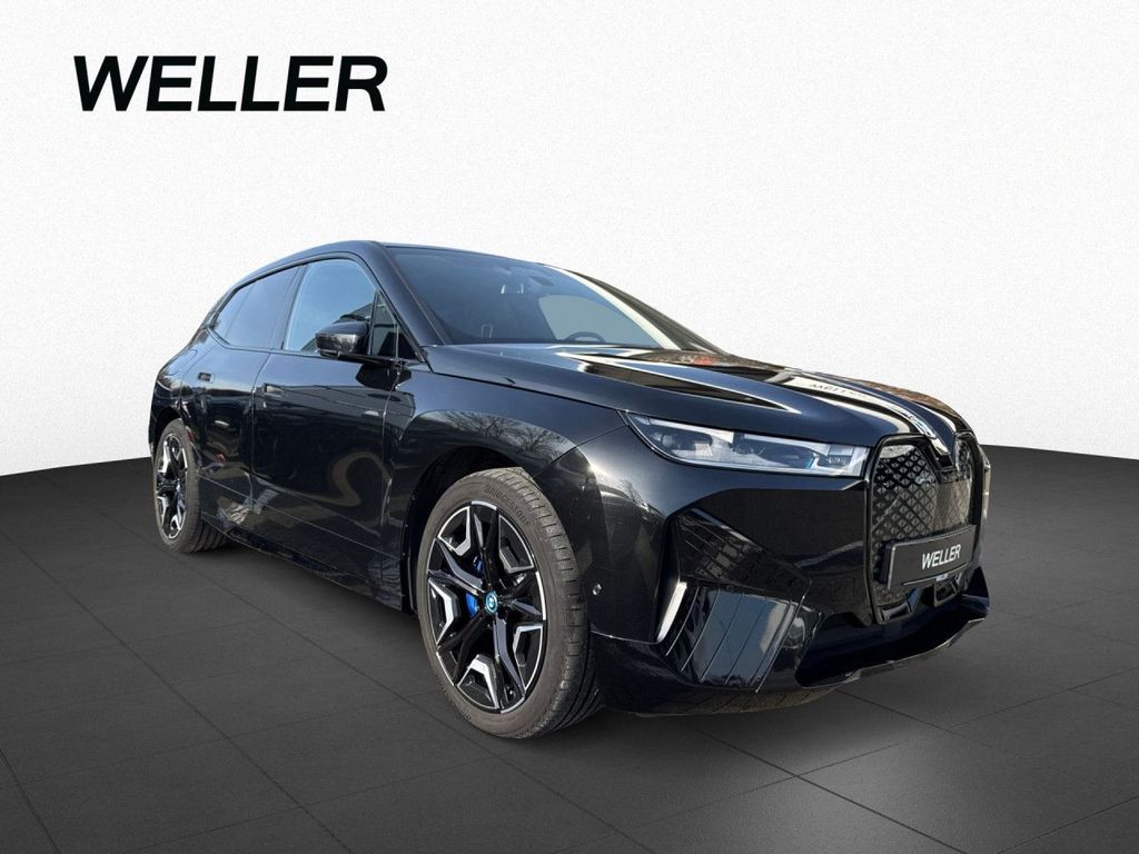 BMW iX 2023