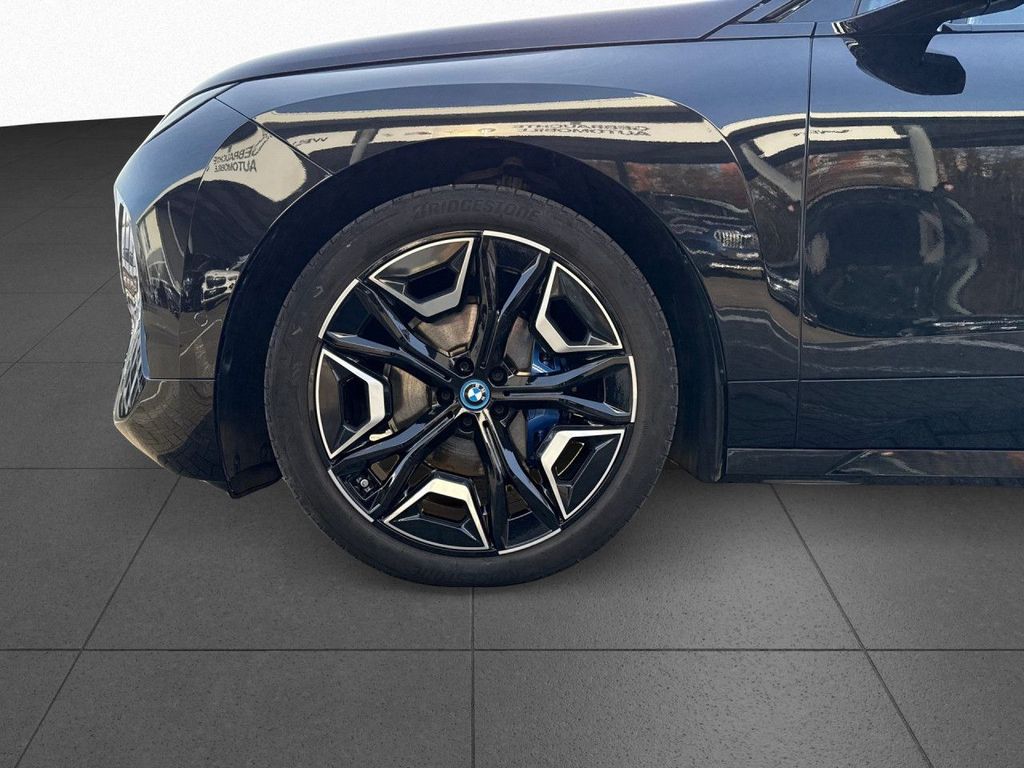 BMW iX 2023
