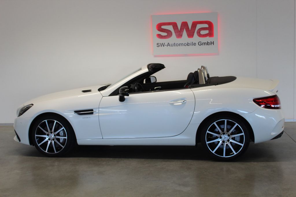 Mercedes-Benz SLC 43 AMG 2016