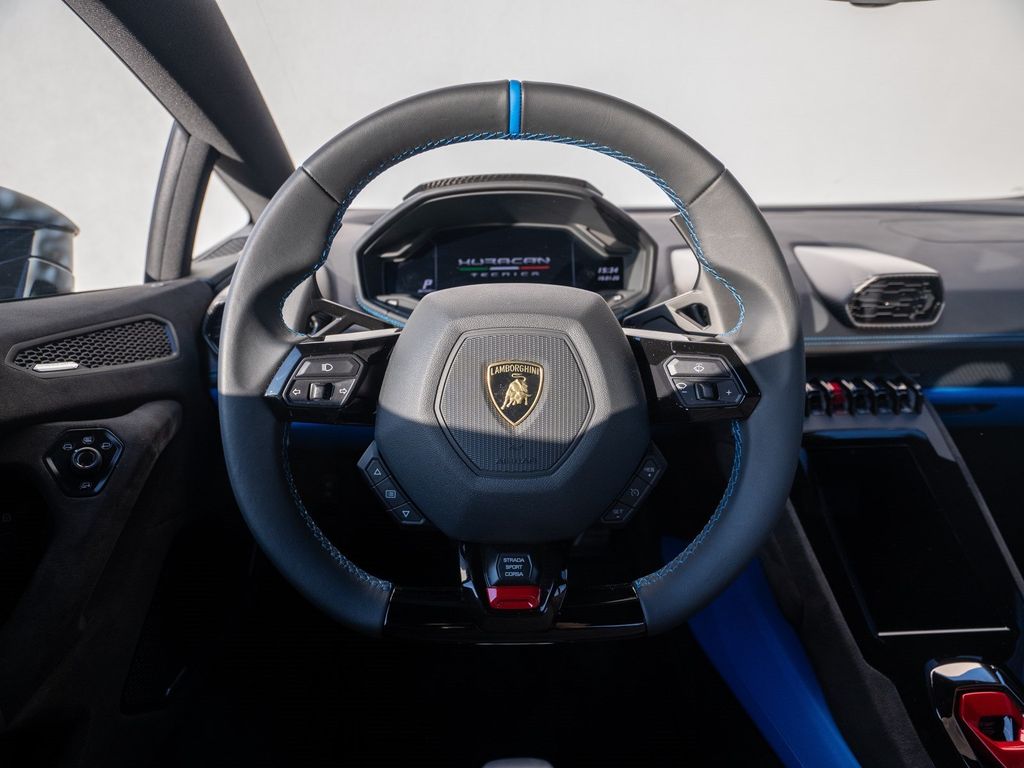 Lamborghini Huracán 2025