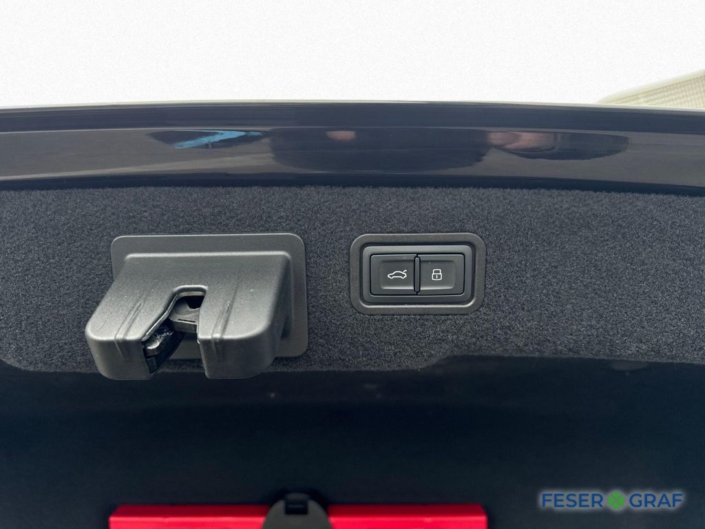 Audi A8 2023