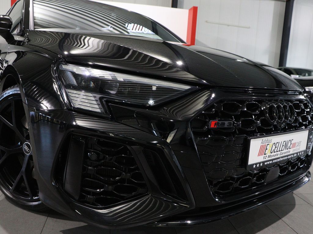 Audi RS3 2024