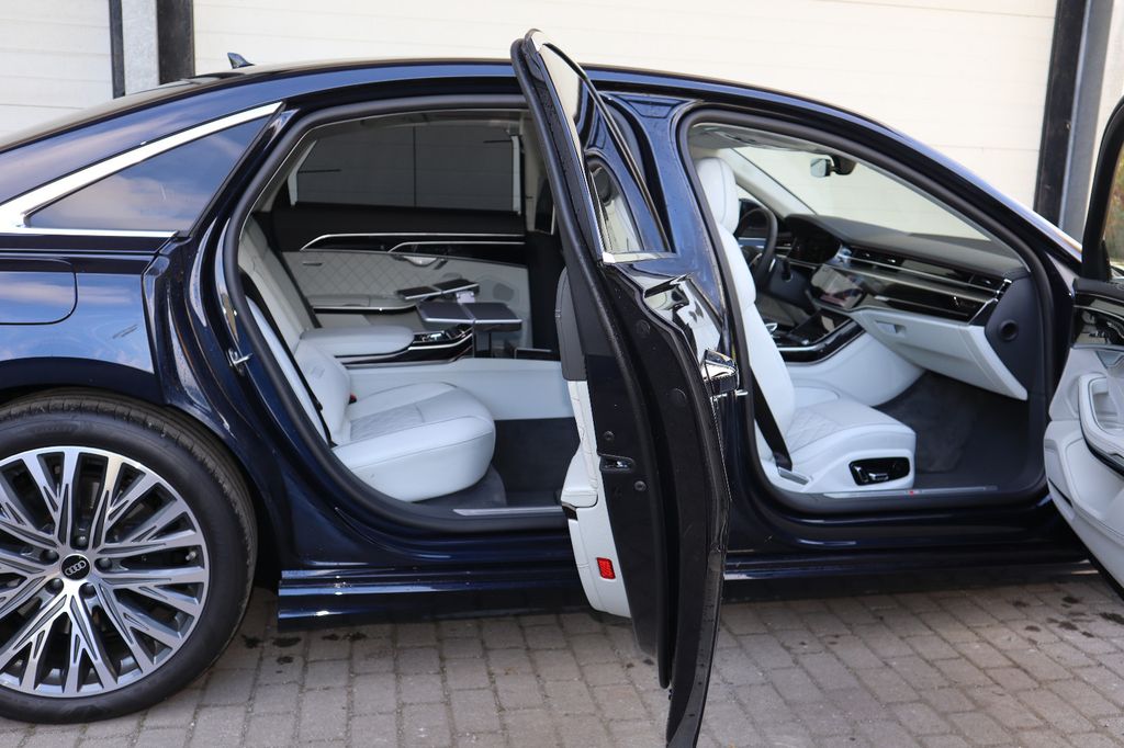 Audi A8 2023