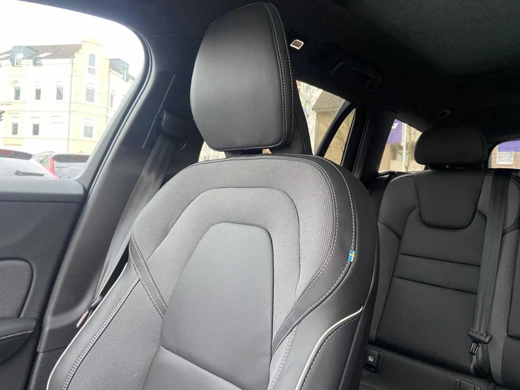Volvo V60 Cross Country 2023