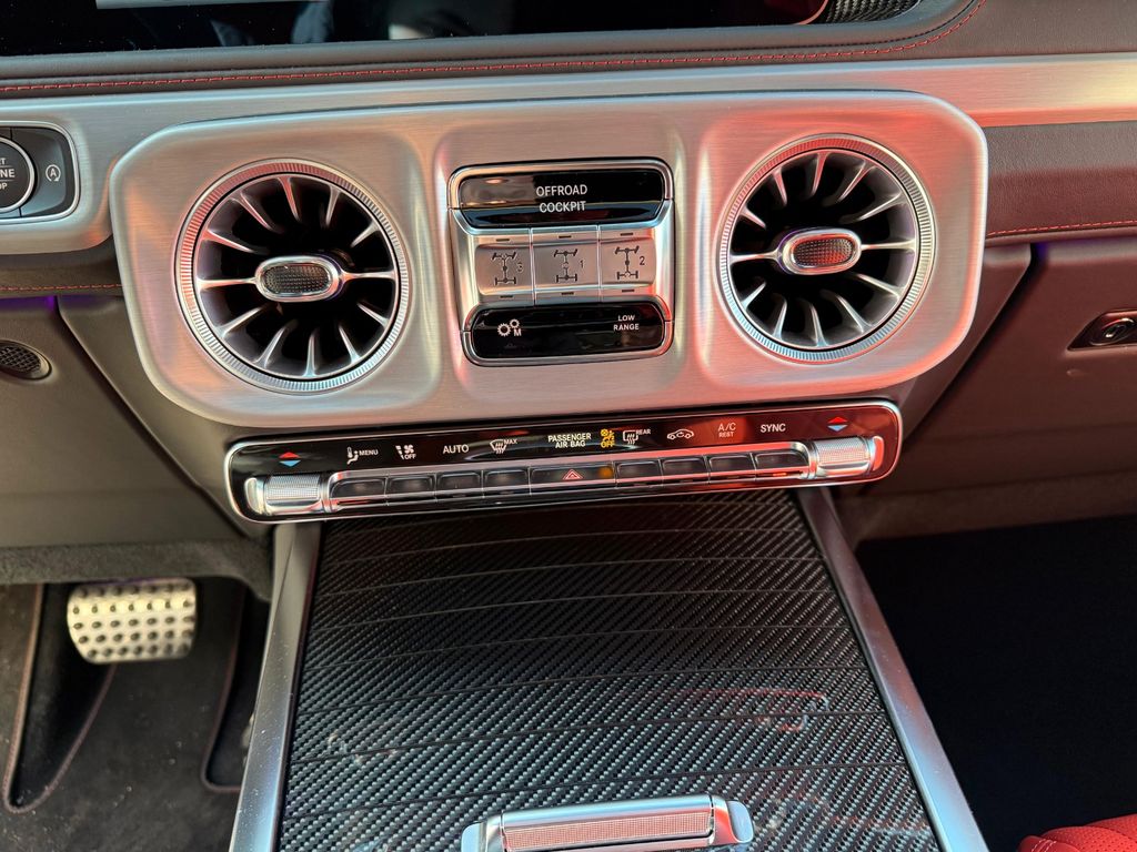 Mercedes-Benz G 63 AMG 2025