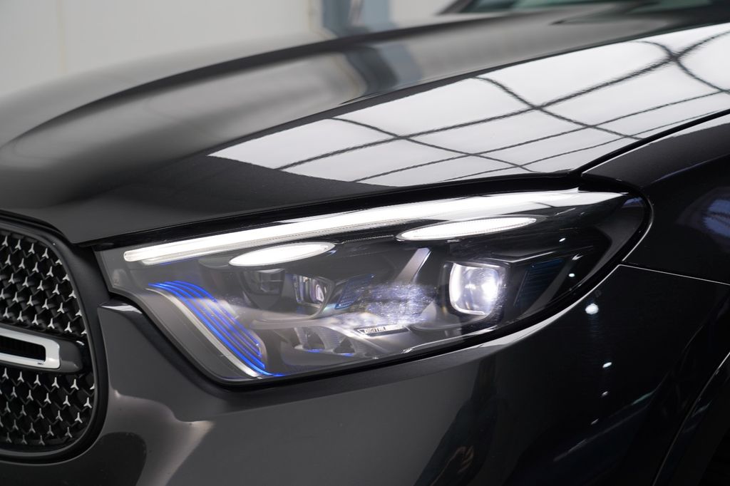 Mercedes-Benz GLC 300 2024