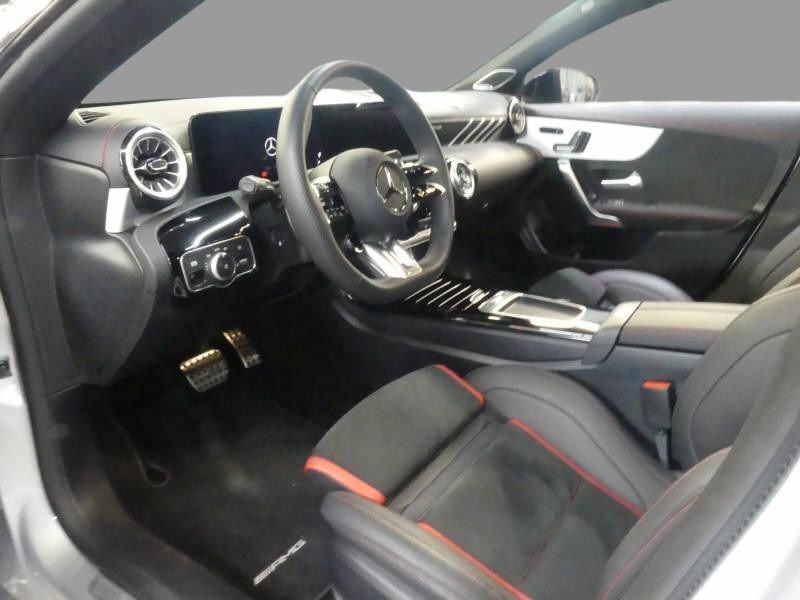 Mercedes-Benz CLA 35 AMG 2024