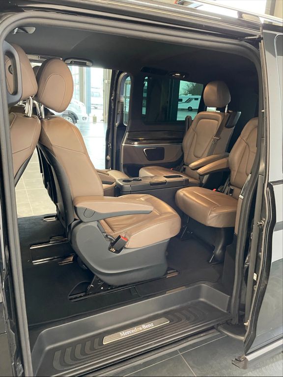 Mercedes-Benz V 300 2022