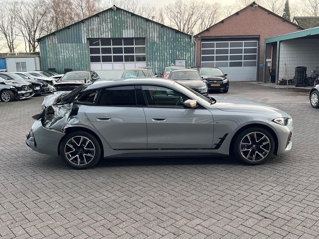 BMW i4 2023