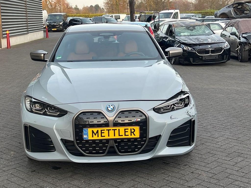 BMW i4 2023