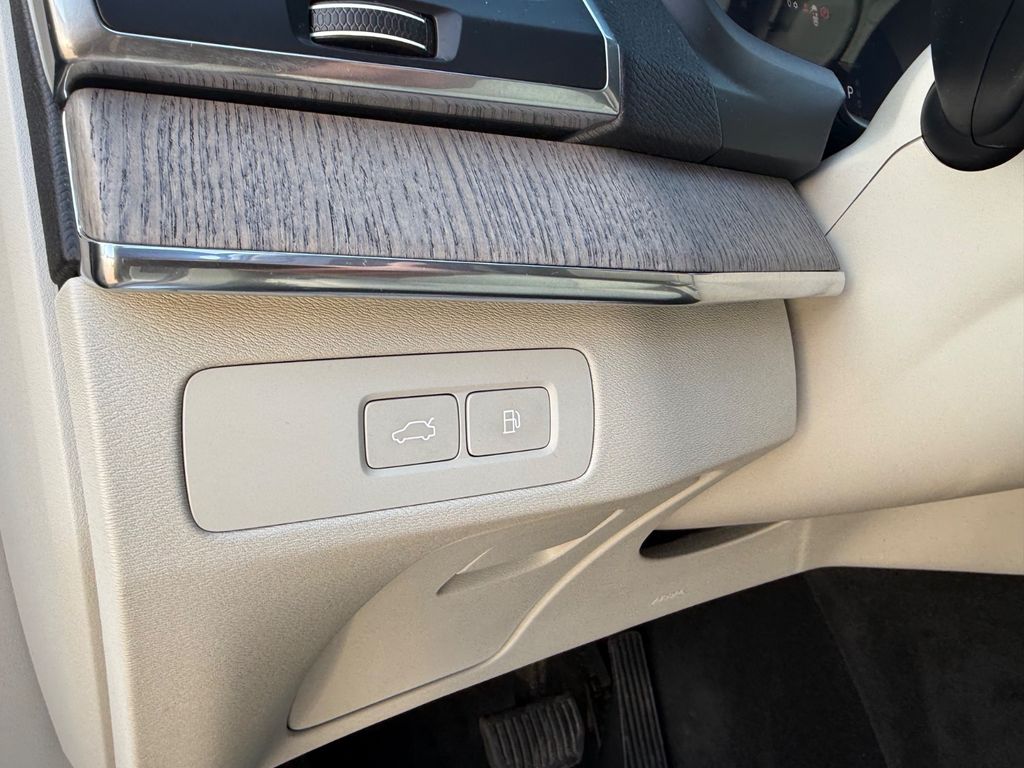 Volvo XC90 2023