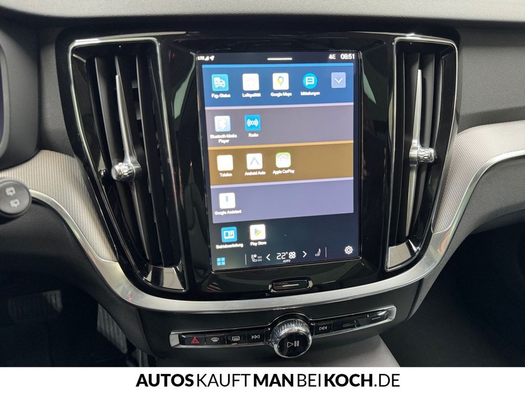 Volvo V60 2025