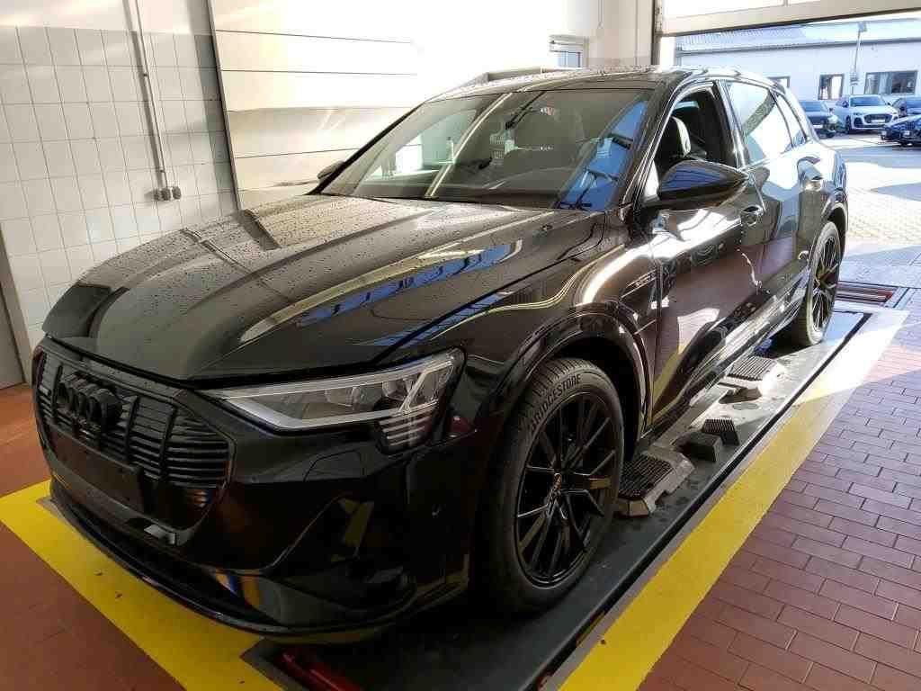 Audi e-tron 2022