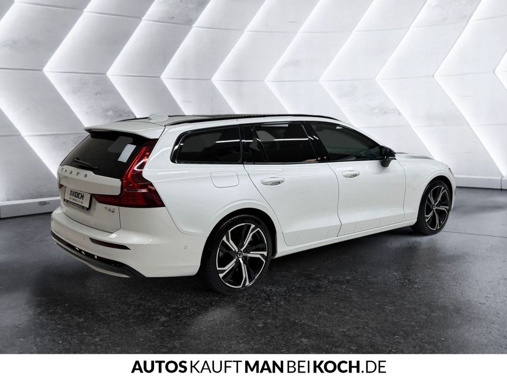 Volvo V60 2025