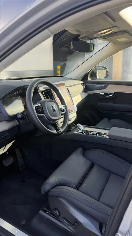 Volvo XC90 2025