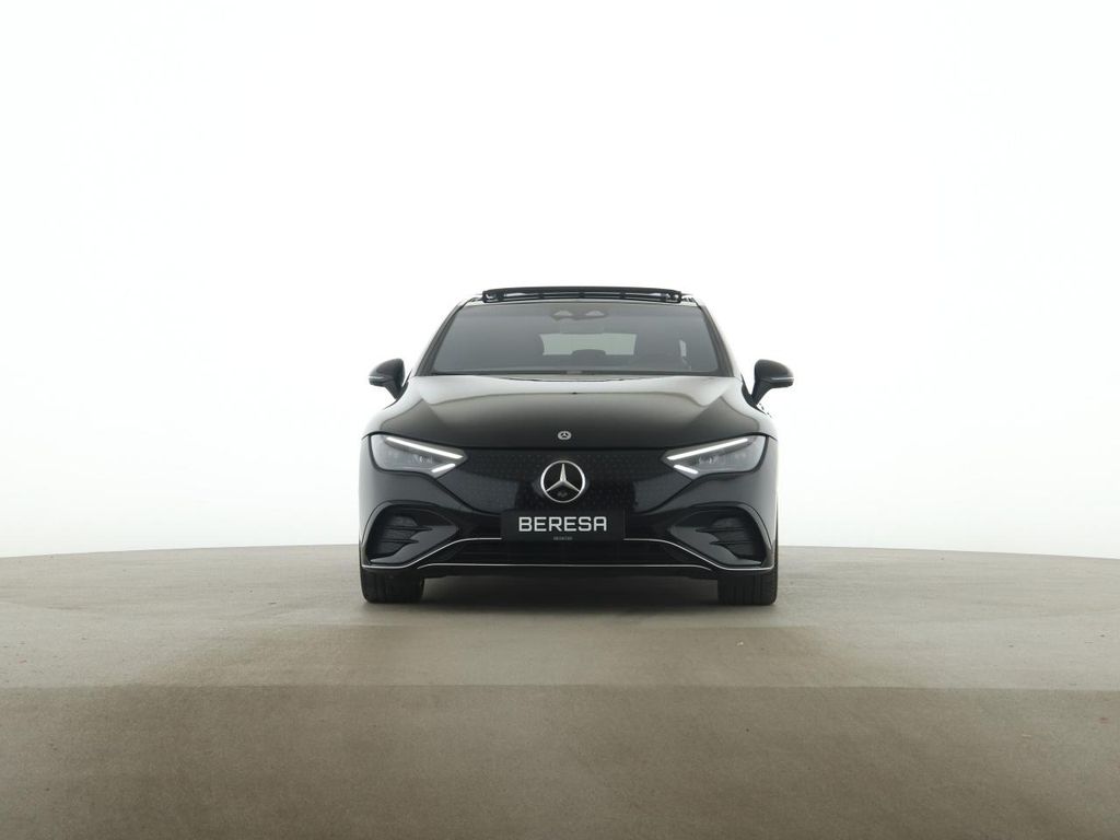 Mercedes-Benz EQE 2022
