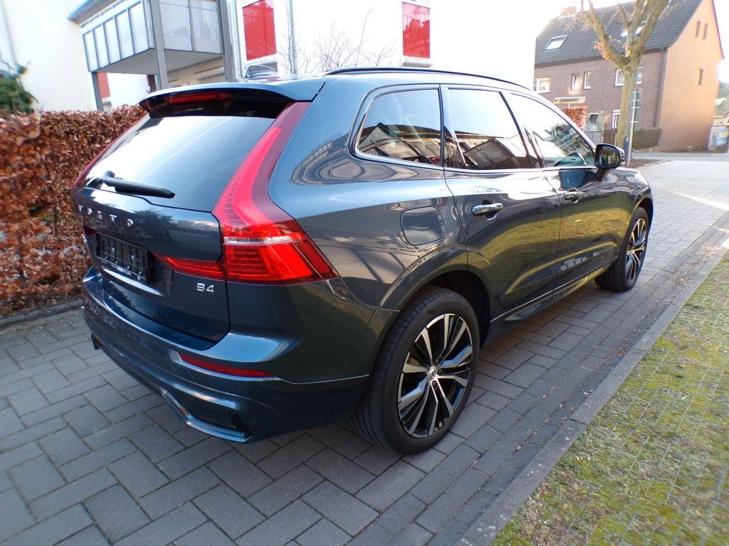 Volvo XC60 2022