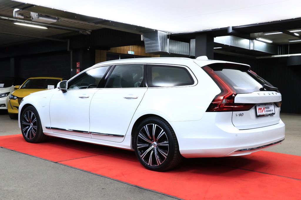 Volvo V90 2021