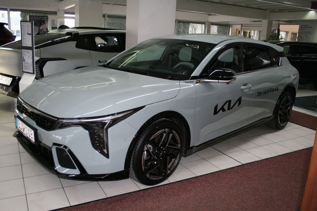 Kia K4 2025