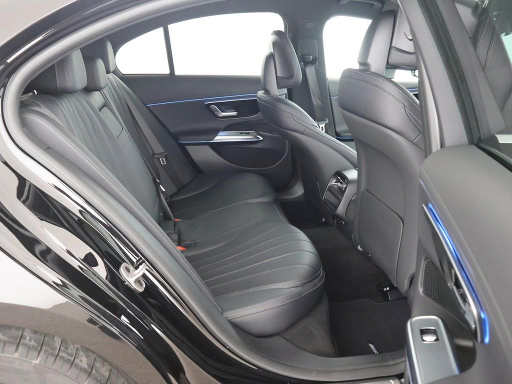 Mercedes-Benz E 300 2024