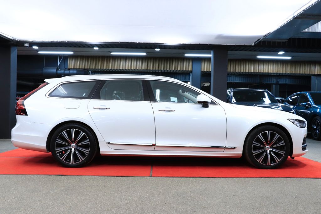Volvo V90 2021