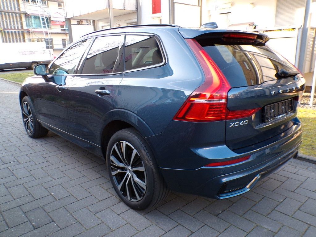 Volvo XC60 2022
