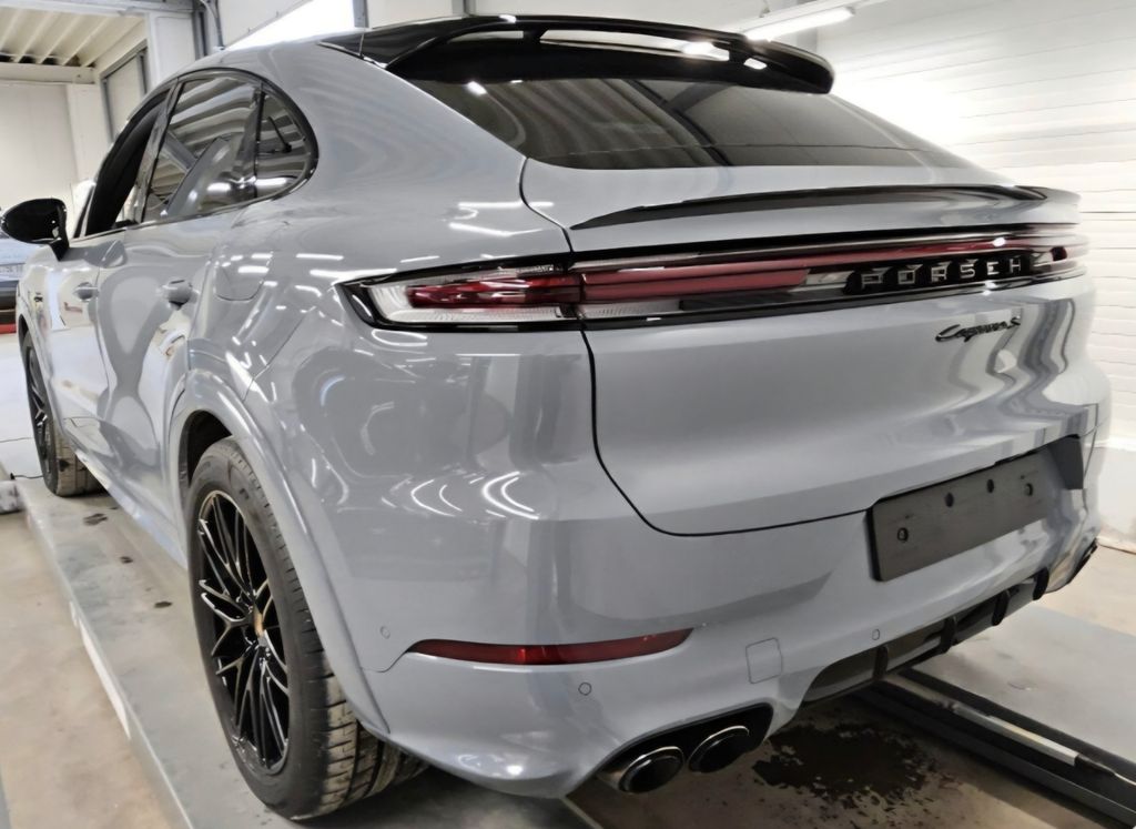 Porsche Cayenne 2024