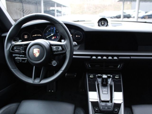 Porsche 992 2022