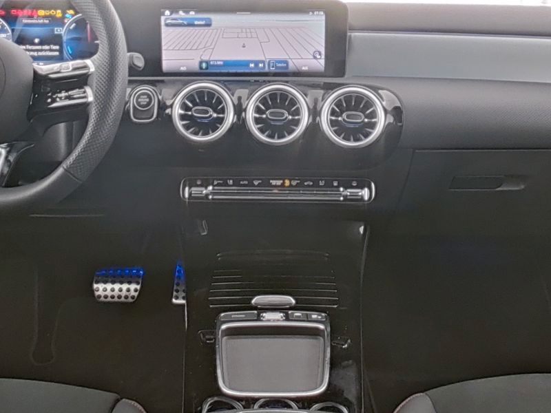 Mercedes-Benz A 250 2024