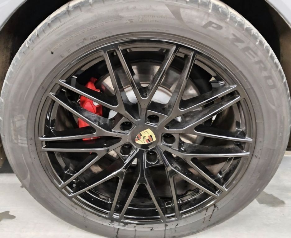 Porsche Cayenne 2024