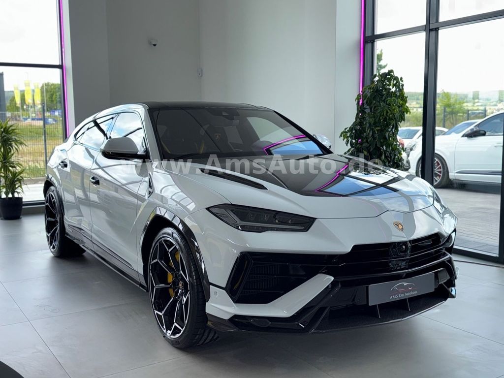 Lamborghini Urus 2025