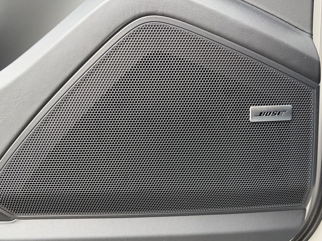 Porsche Cayenne 2025