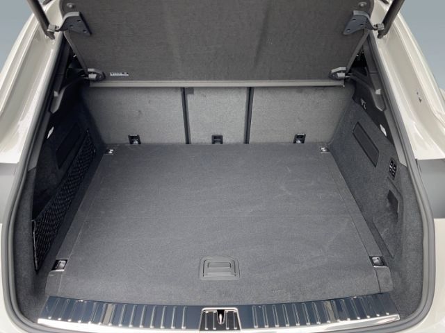 Porsche Cayenne 2025