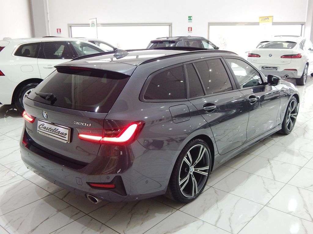 BMW 318 2021