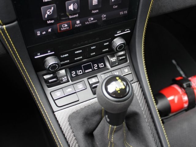 Porsche Boxster 2025