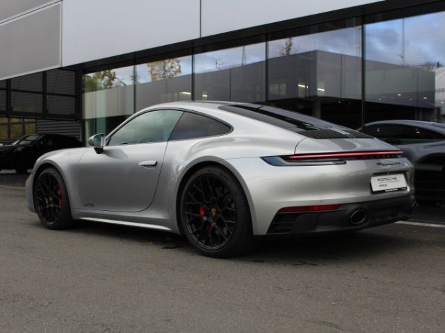 Porsche 992 2022