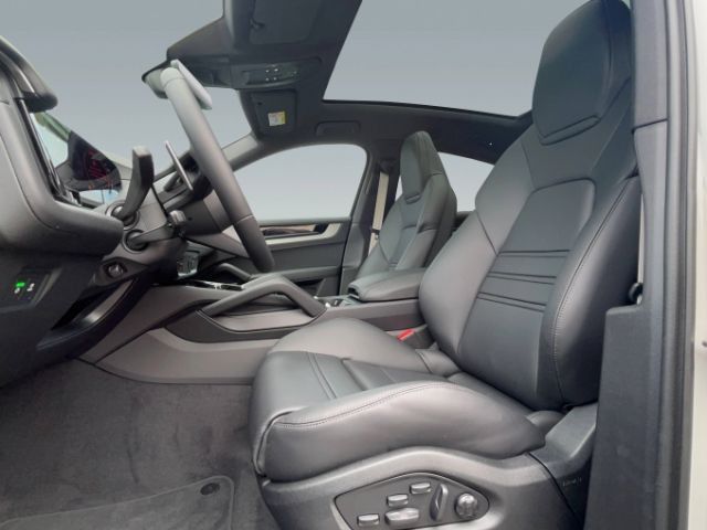 Porsche Cayenne 2025