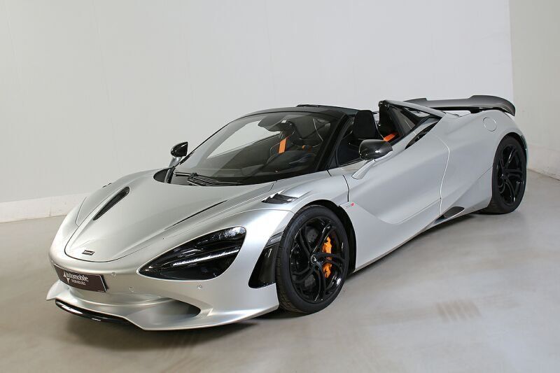McLaren 750S 2024