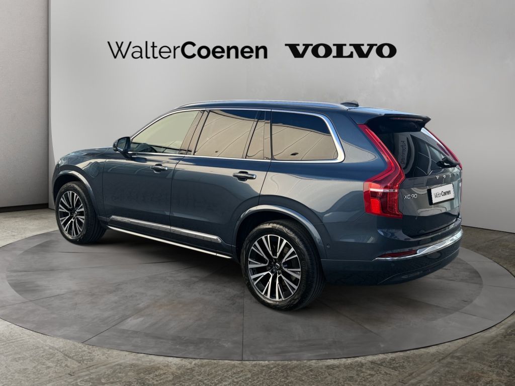 Volvo XC90 2022