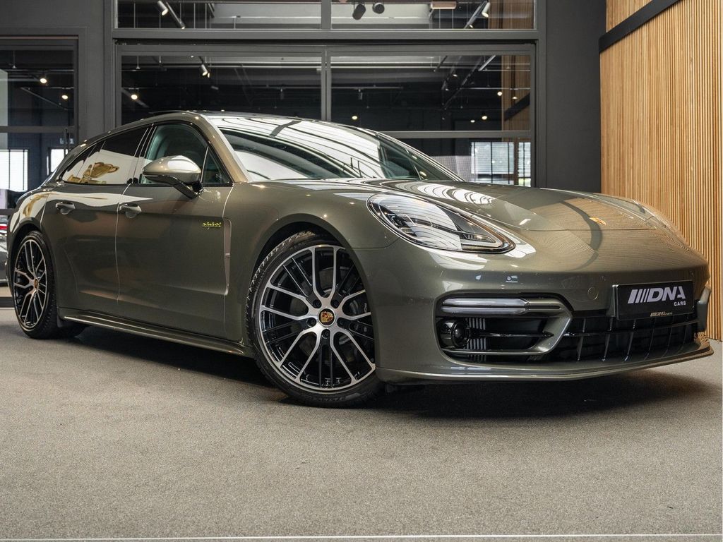 Porsche Panamera 2022