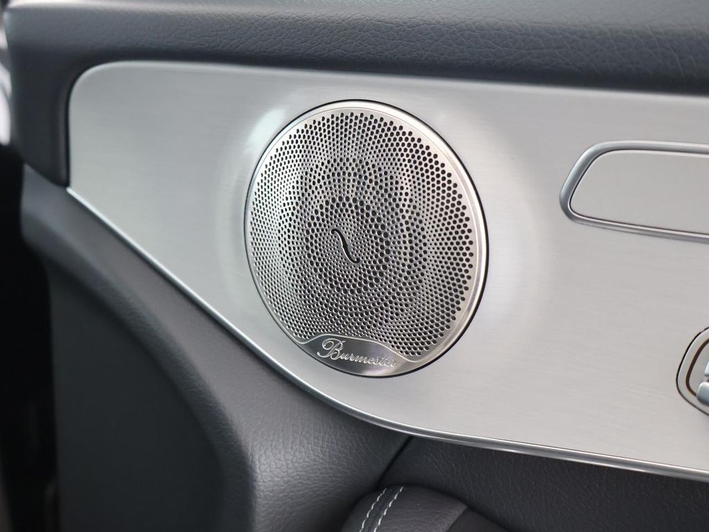 Mercedes-Benz GLC 300 2022