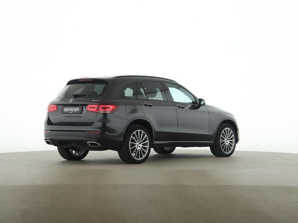 Mercedes-Benz GLC 300 2022