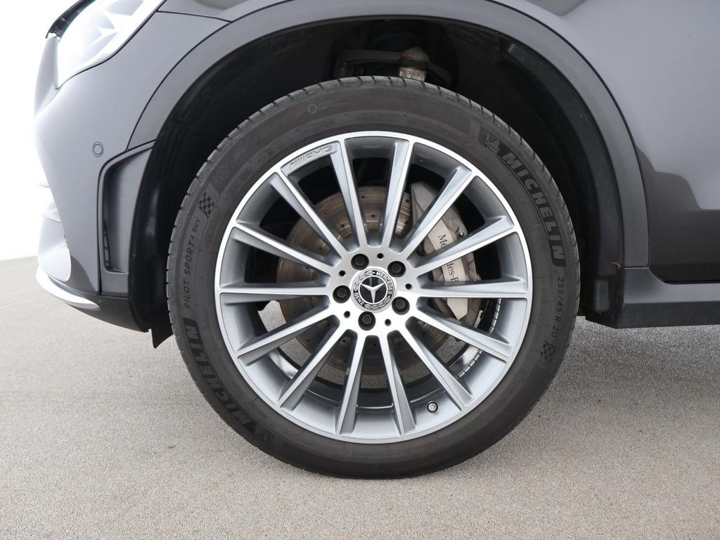 Mercedes-Benz GLC 300 2022