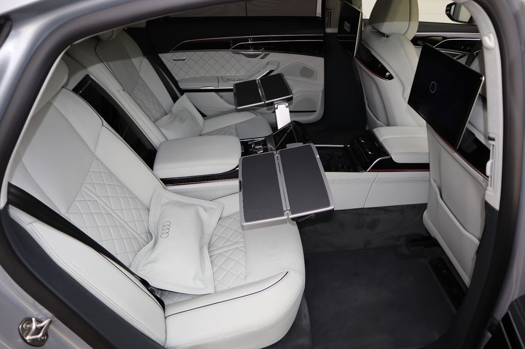 Audi A8 2025