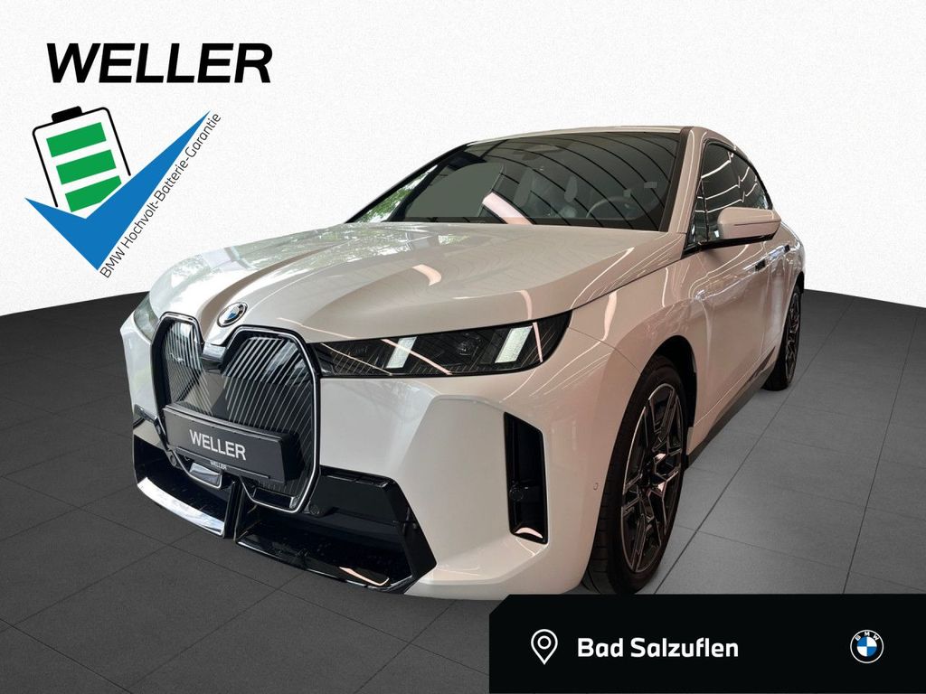 BMW iX