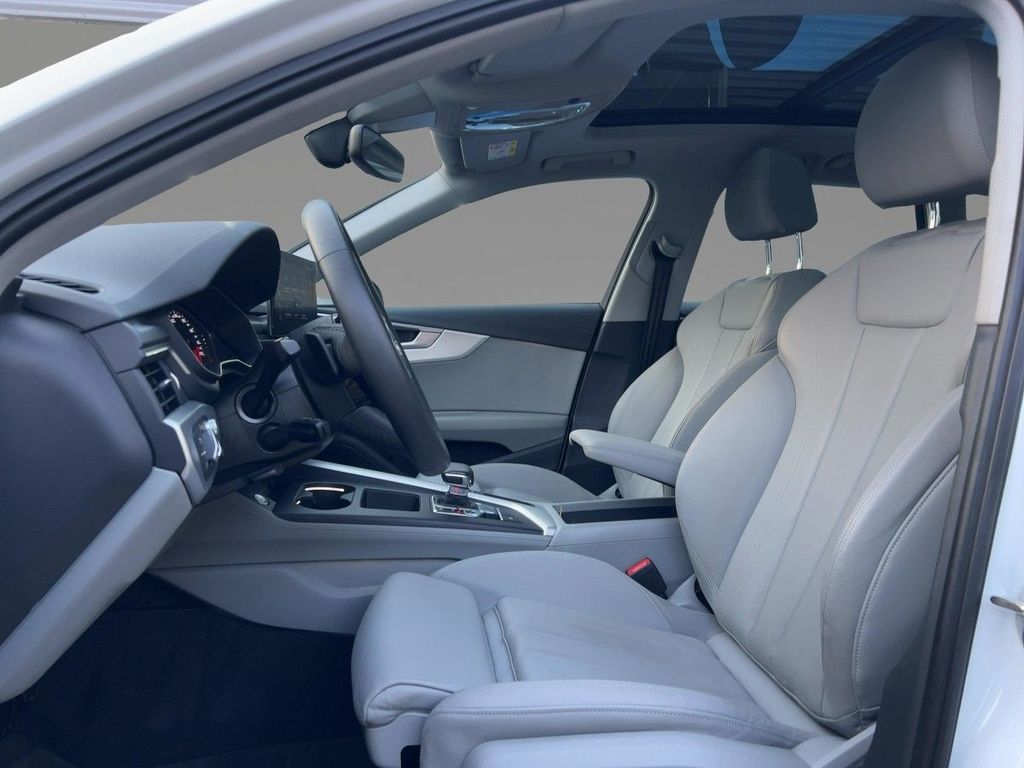 Audi A4 2023